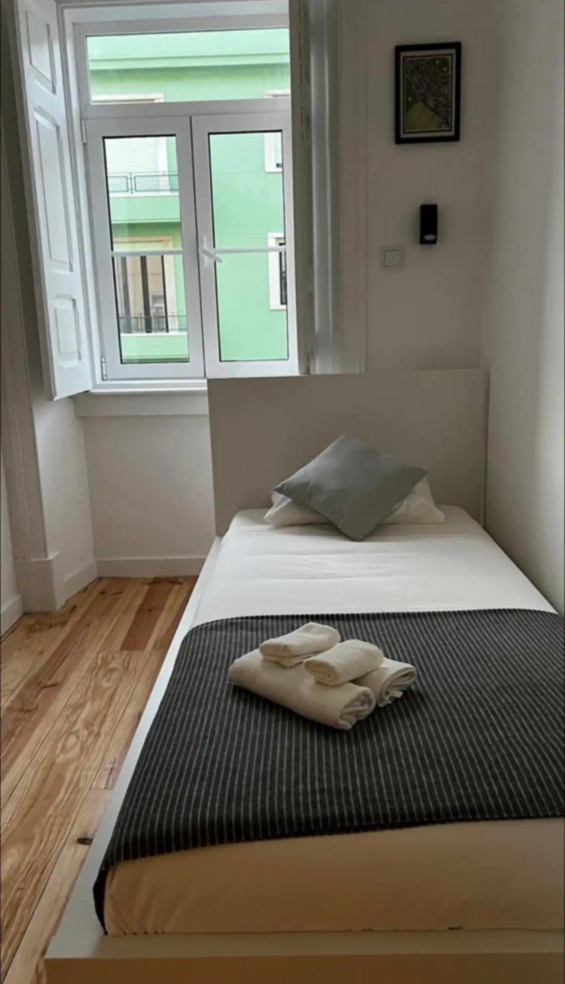 Apartamento Pensamento Inedito 55 Lisbon Bagian luar foto